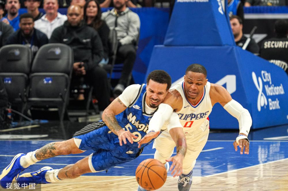 迅速登上了 迅速登上了