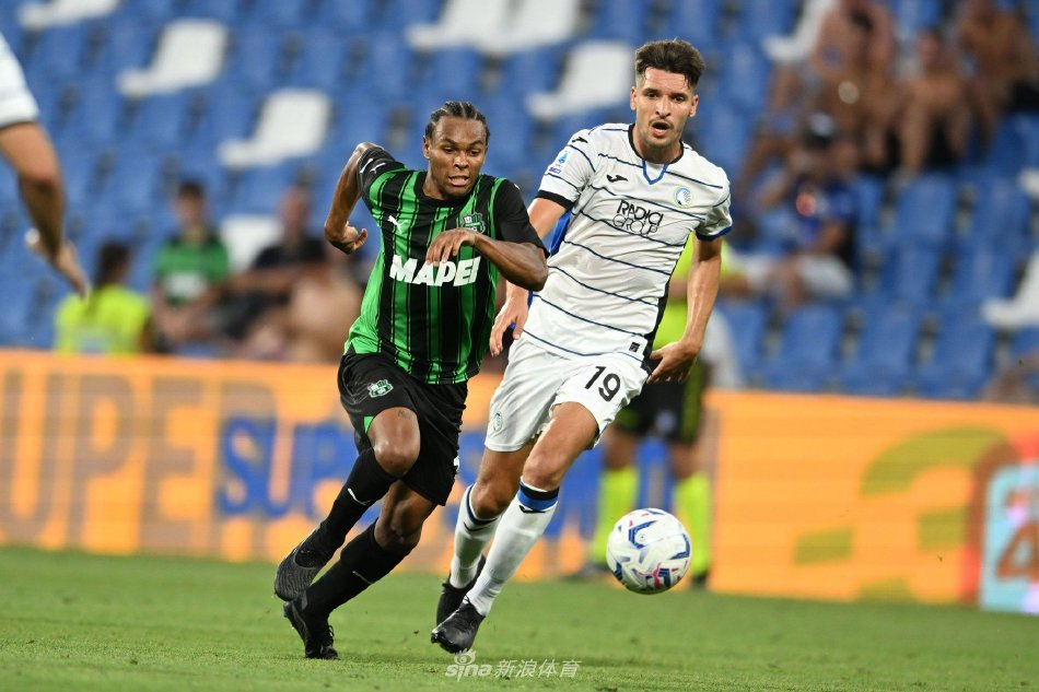 他以出色的 他以出色的