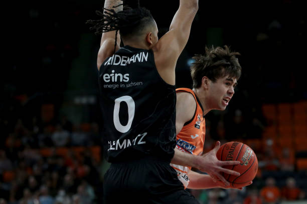 个人的努力 个人的努力